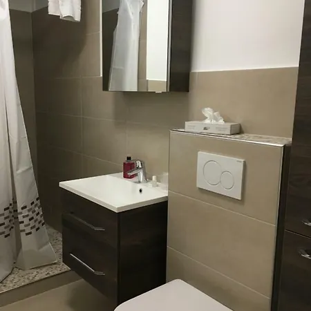 Lejlighed Rheinstrasse 33